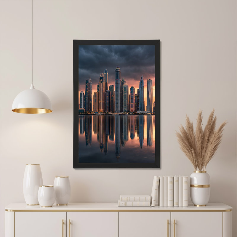 Art mural sur toile, "Skyline de Dubaï reflété dans l'eau au coucher du soleil", H 36 po x l 24 po