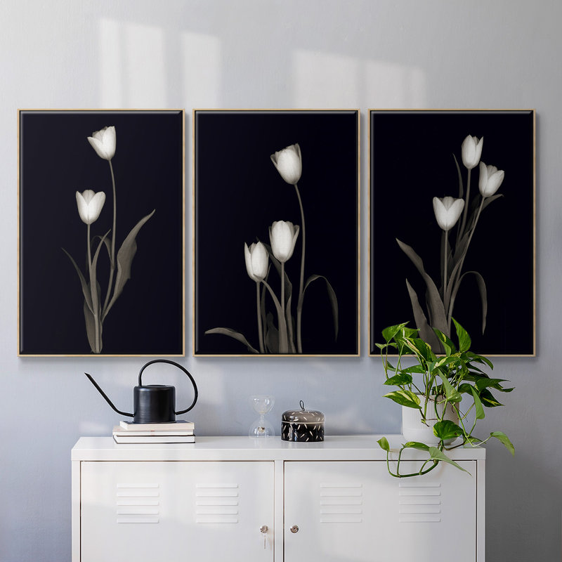 Tulipe Pose I, Naturel, H 40 po x l 90 po x P 2 po