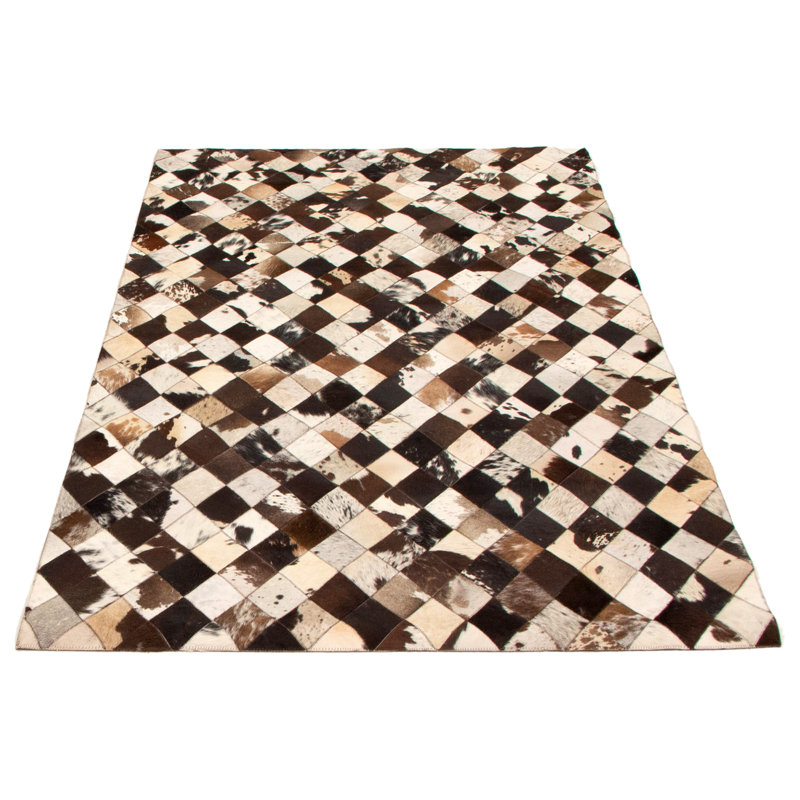 Tapis noir / beige / brun en cuir de vache fabriqué à la main Shirebrook