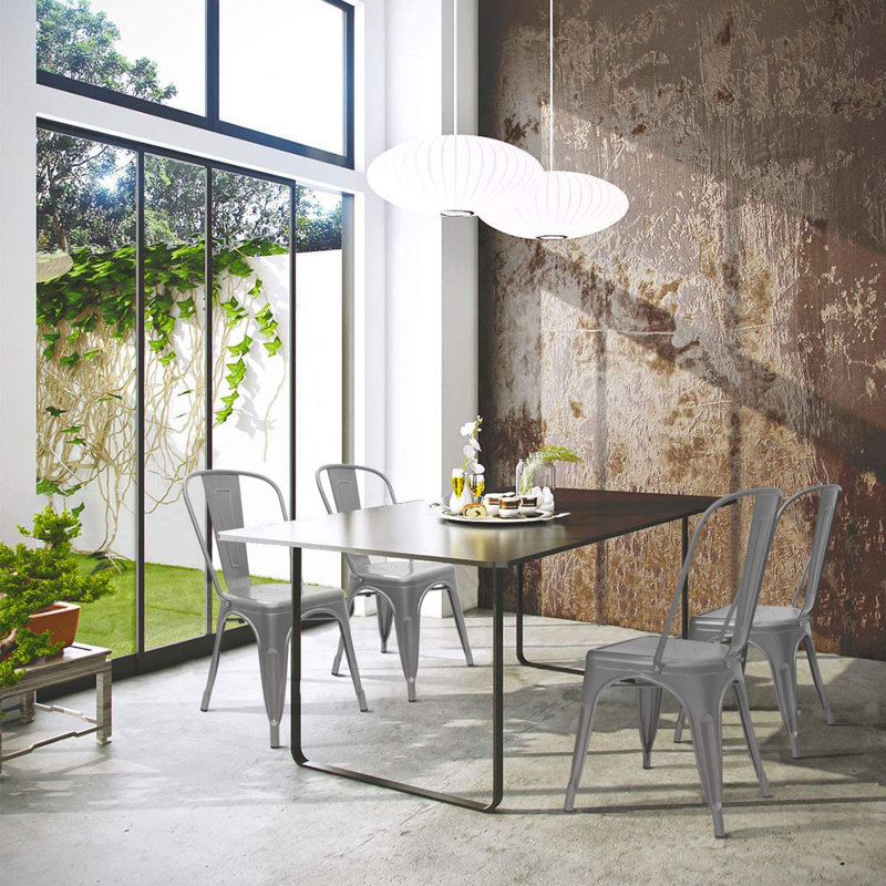 Chaise d'appoint empilable à dossier à lattes en acier Lilian, Argent