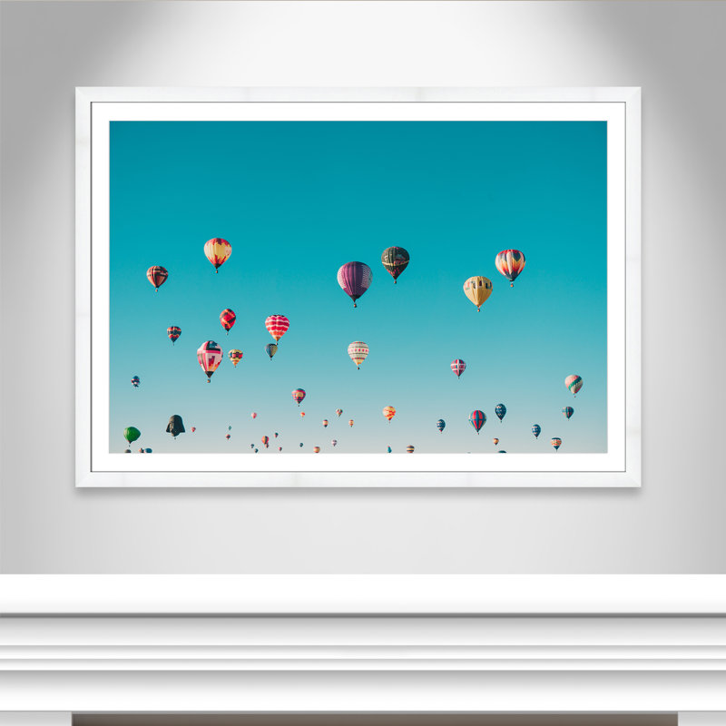 Estampe « Sky Symphony » d'Ian Dooley, Blanc, H 39 po x l 55 po x P 1,25 po, Encadrement cubique blanc