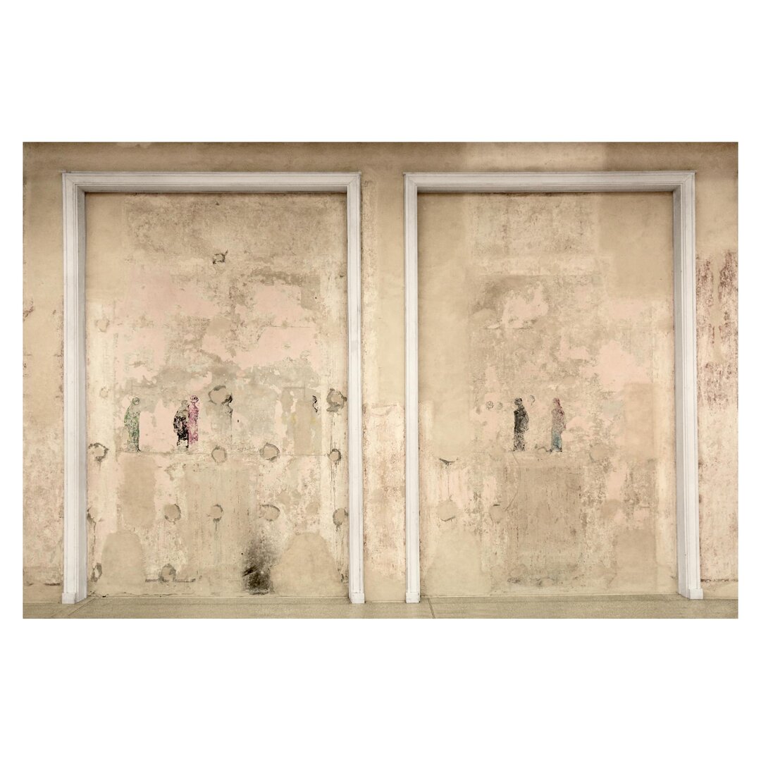 Strukturierte Fototapete Old Framed Concrete Wall in Playhouse 2,25 m x 336 cm