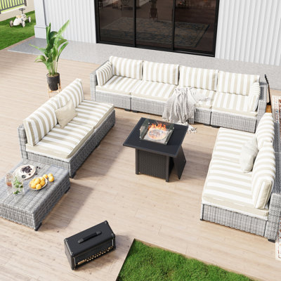 Chaises sans assemblage, ensemble de mobilier de patio pour 8 personnes Ensemble de conversation modulaire en osier durable avec conversation extérieure et foyer d'extérieur (housses de coussin bleues incluses)