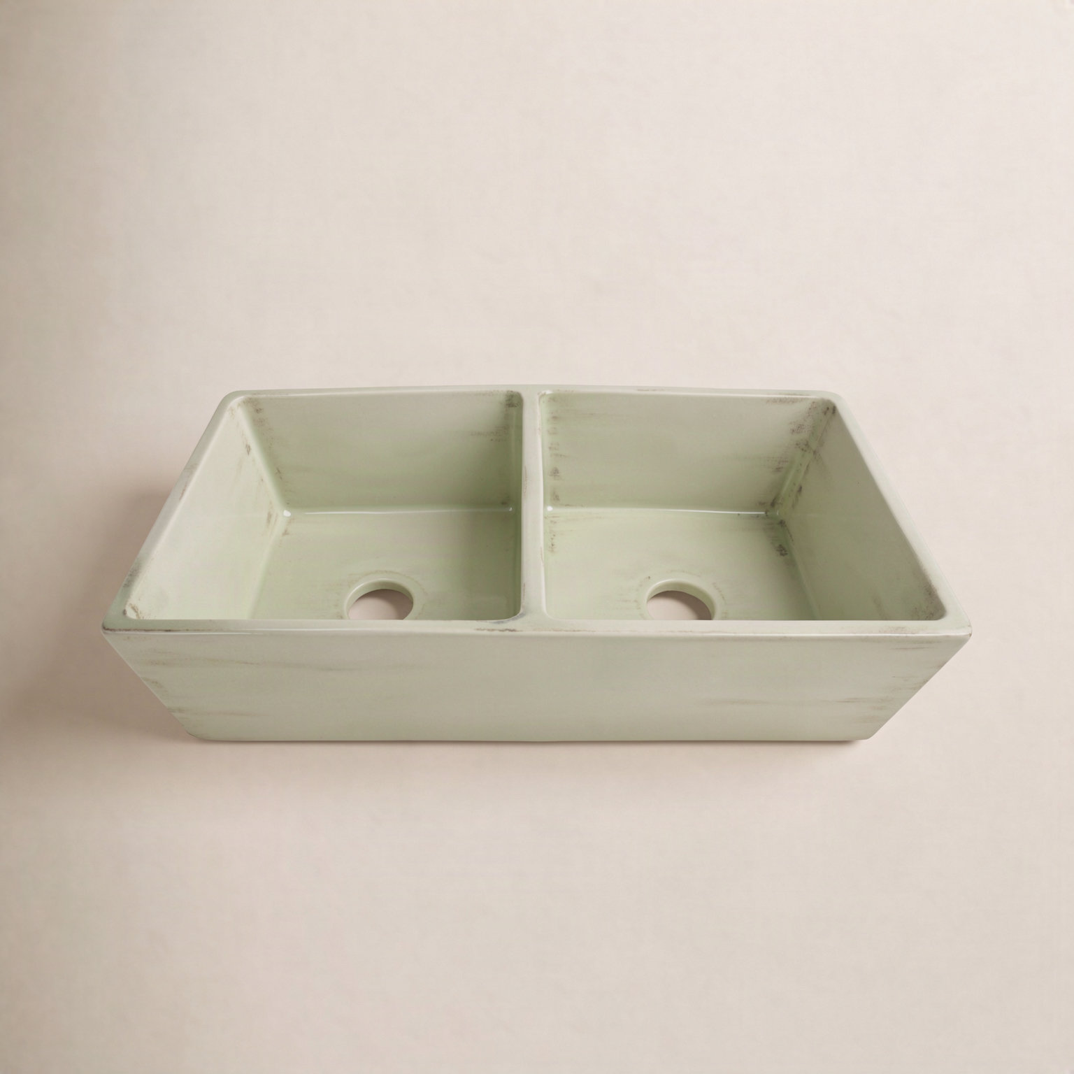 Vineyard 33" Double Basin Farmhouse Kitchen Sink, Shabby Green