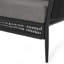 Élégant complément de salon, chaise d'appoint sophistiquée
