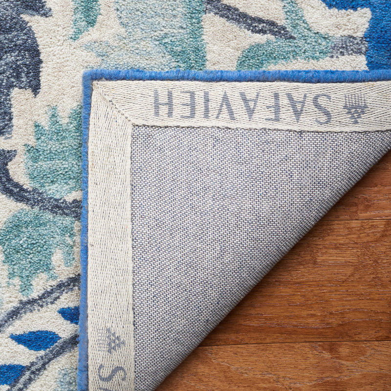 Antiquity Hand Tufted Wool Floral Rug, Rectangle 5' x 8'