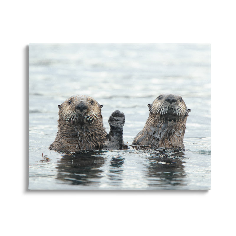 Peeking Otters In Water par Donna Bourdon, H 36 po x l 48 po x P 1,5 po
