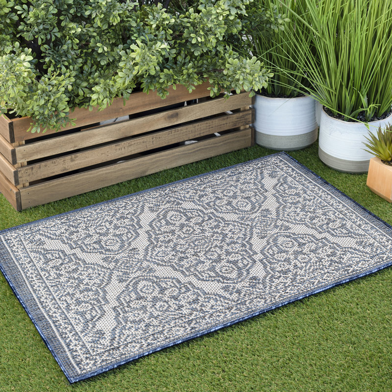 Campbelltown Indoor / Outdoor Rug, Rectangle 2' x 3'