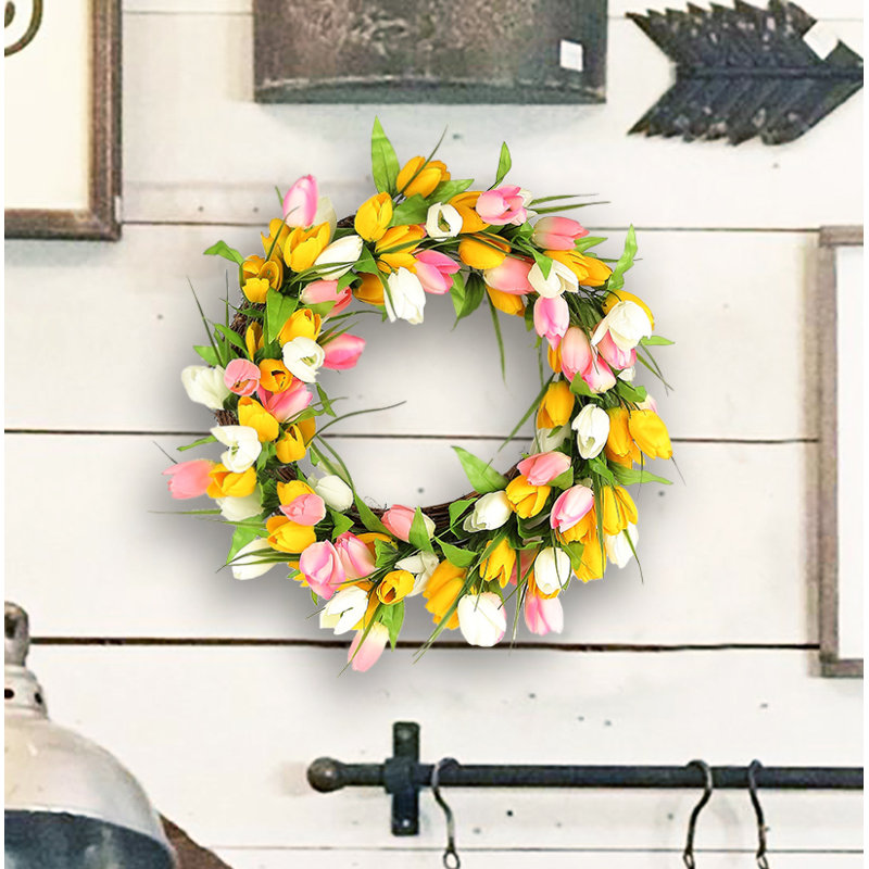 Couronne luxueuse en polysilk fleur de tulipe, H 22 po x l 22 po x P 6 po, Jaune