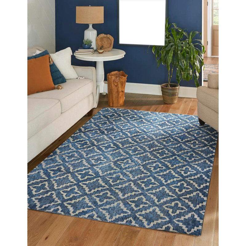 Antaniyah Faux Rabbit Fur Hand Tufted Rug, Rectangle 5' x 7'
