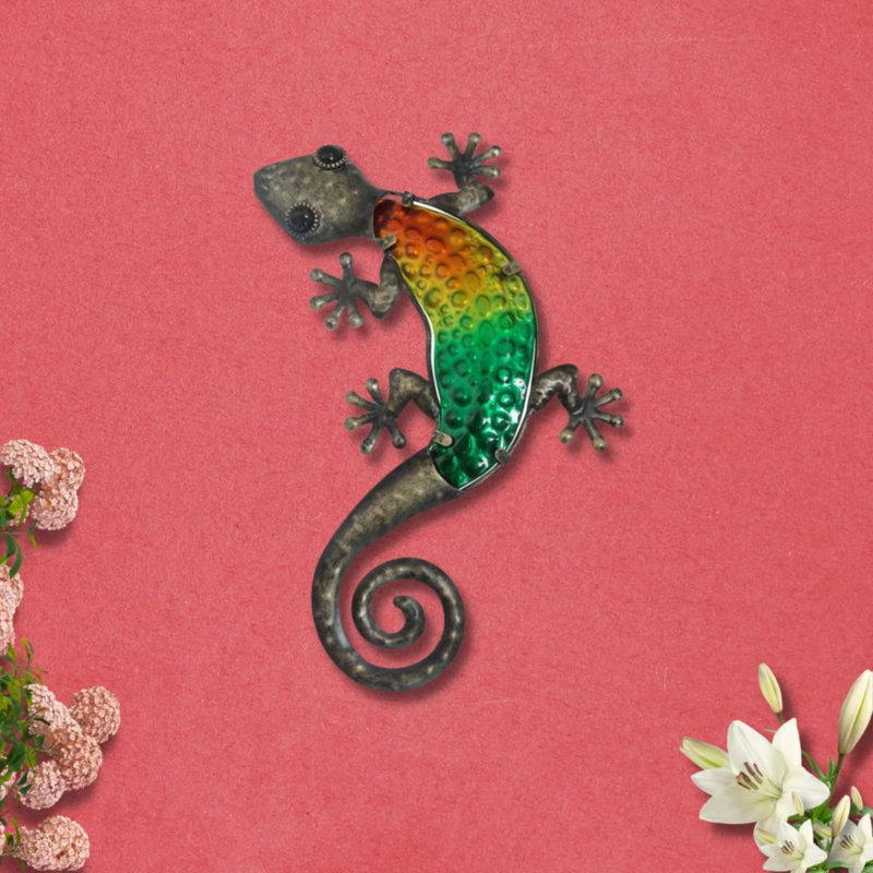 Wall Decor on Metal