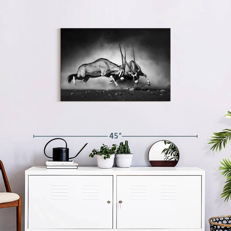 Brampt Fighting Oryx, 20" H x 30" W