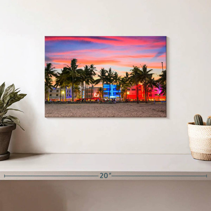 Harpa Miami Beach USA, 8" H x 12" W