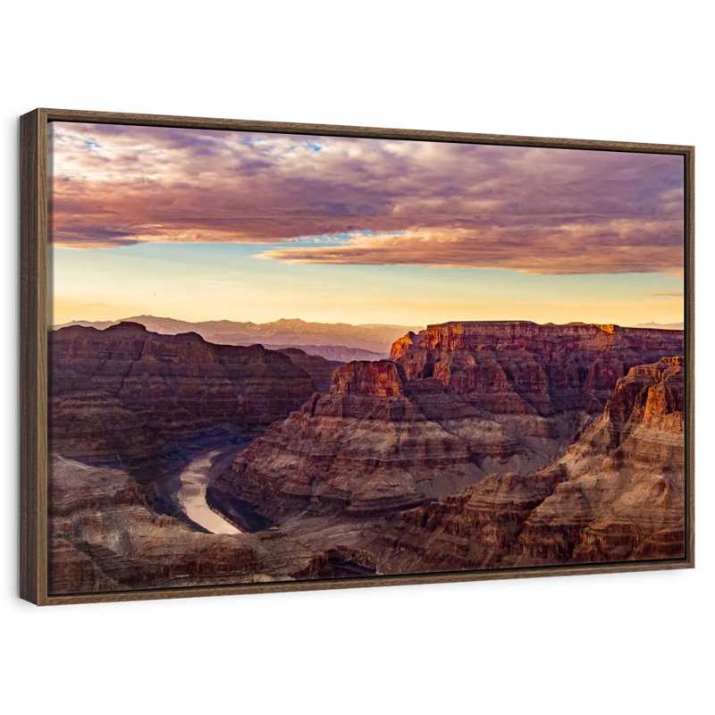 Grand Canyon Rock Forms, 37 po x 25 po, Cadre flottant noyer