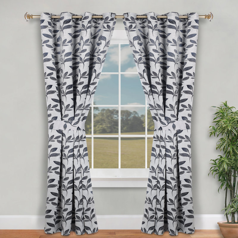  Finklea Floral Pattern Polyester Light Filtering/Room Darkening Rod Pocket Curtain Panels, White/Navy, 46" W x 63" L