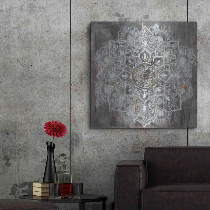 «Mandala in Neutral II» par Danhui Nai, H 36 po x l 36 po