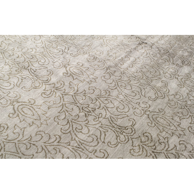 Rayon Floral Area Rug in Camel/Gray