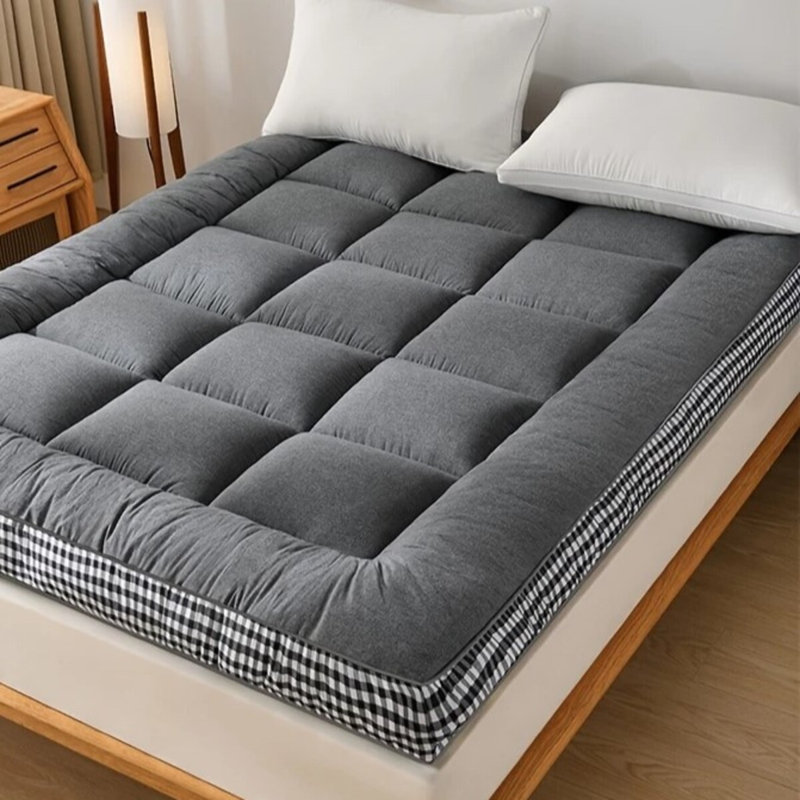 Cariati Edging Design. Soft Supportive Comfortable And Breathable. Machine Washable And Suitable For All-Season Mattresses. Available In Multiple Sizes.