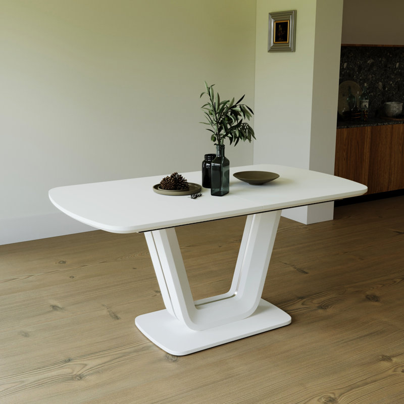 Table de salle à manger extensible en blanc gris antique, pieds en forme de U, convenant à la cuisine et au salon, capacité de 2 à 8 personnes 62,27 78,74 pouces blanc avec poignée facile à pousser