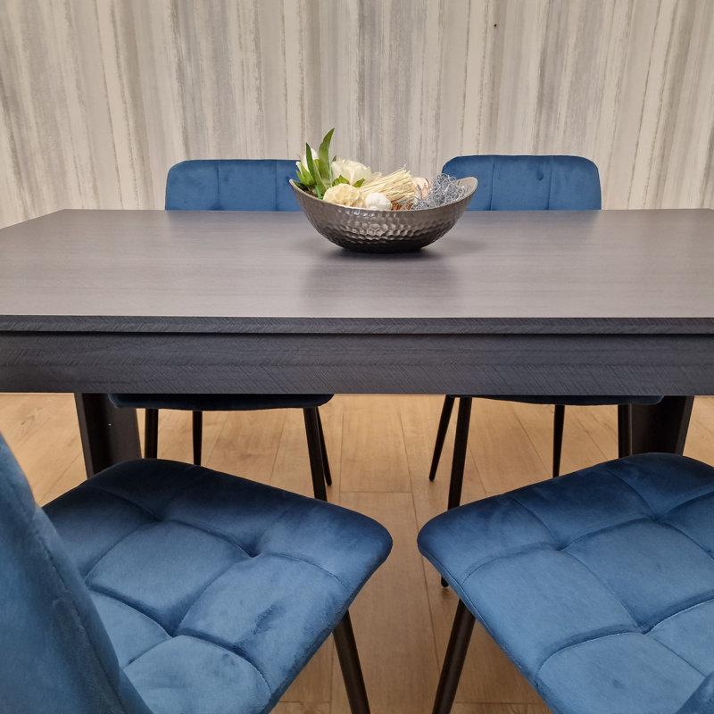 Merchelle 4 - Person Dining Set