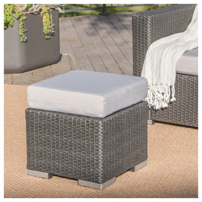 Table d'appoint d'extérieur 16 po en rotin PE gris avec structure en fer argenté
