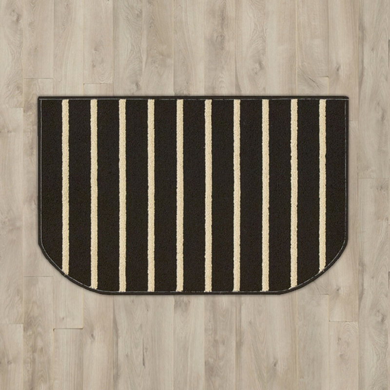Tapis rayé brun Matys