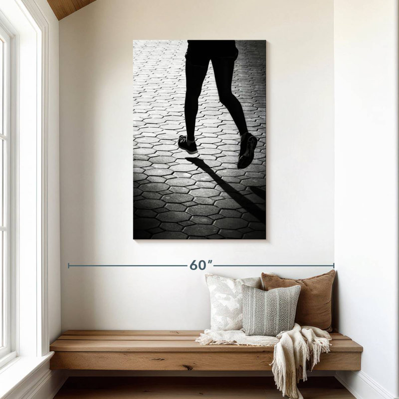 Sireci BW Jogging, 45" H x 30" W