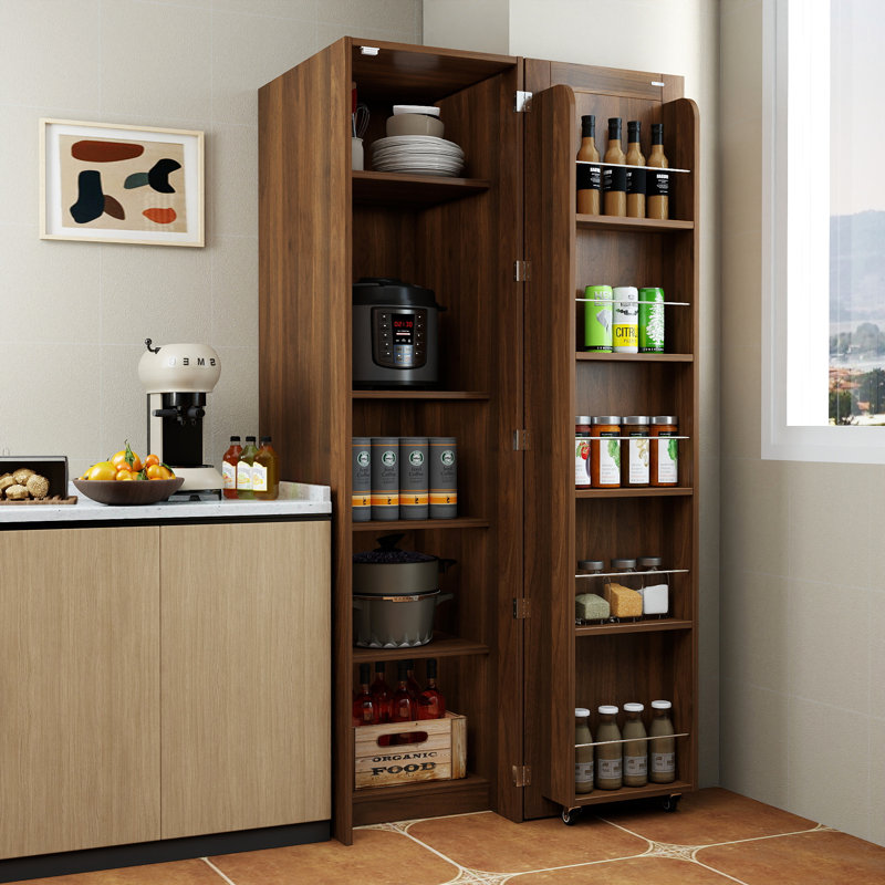 Armoire de cuisine en noyer avec tablettes latérales et tablettes réglables