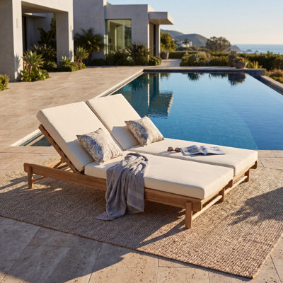 Light Teak Acacia Wood Double Chaise Lounger Set: 1 Frame + 2 Cream Cushions, 800 lbs Capacity, 3-Position Adjustable Backrest, 4" Thick 2-Fold Water-Resistant Cushions for Patio Poolside Backyard