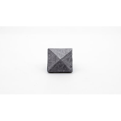 Square Clavo