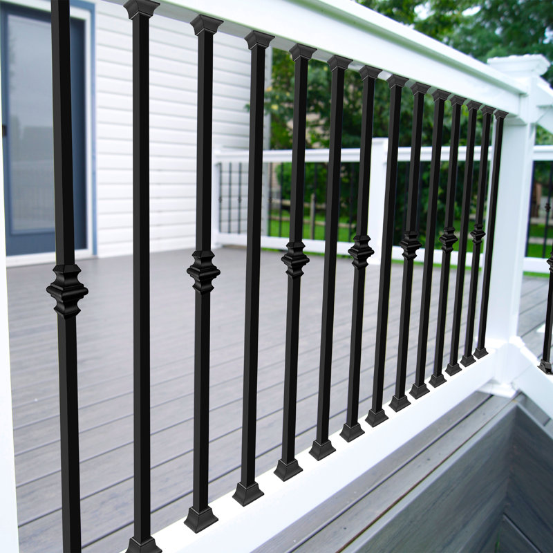 Royal Railing - Profil luxembourgeois de 25 1/8 po de long x 1/2 po de large 13 balustres - 7 classiques et 6 simples