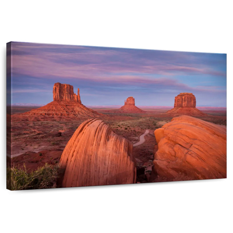 Alvord les mitaines dans Monument Valley au coucher du soleil, H 8 po x l 12 po