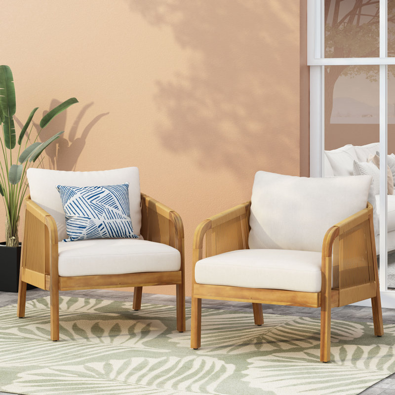 Fiora Outdoor Lounge Chair