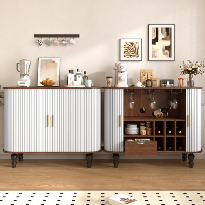 Armoire-bar cannelée de 39 po avec 6 casiers à vin et 3 porte-verres, armoire de bar Mid-Century moderne avec un grand tiroir de rangement, 4 espaces de rangement cachés sur le côté, blanc
