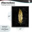 Plume mouchetée sur cadre flottant noir, design par Kim Allen-677808258-677808259