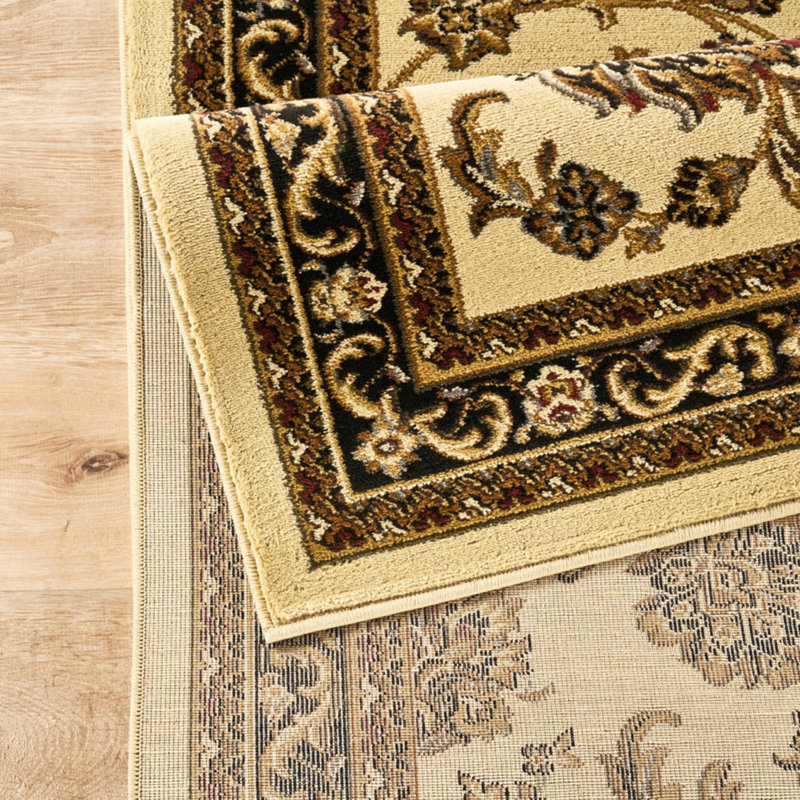 Tapis crème 7 pi 10 po x 10 pi 3 po crème, 7 pi 10 po x 10 pi 3 po