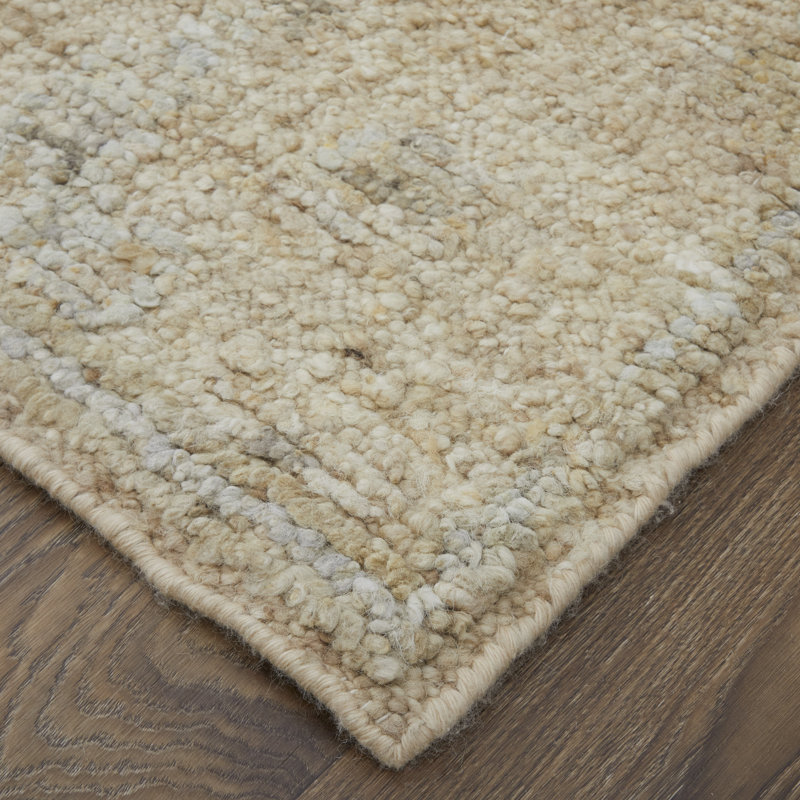 Grafton Wool Floral Area Rug, Rectangle 2' x 3'