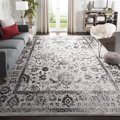 Stromsburg Floral Area Rug