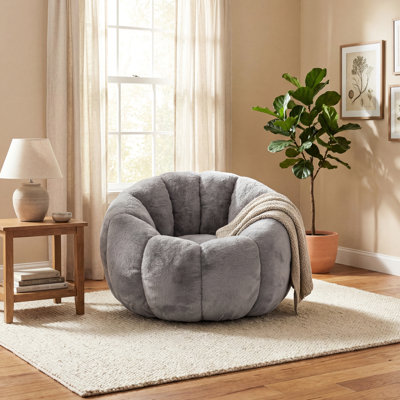 Fauteuil à billes gris adulte en forme de fleur, fausse fourrure pour la chambre à coucher, mousse haute densité, siège mi-moelleux, dossier rembourré, accoudoirs roulés, robuste, salon floral Good Aise Breaking, rembourré de mousse,