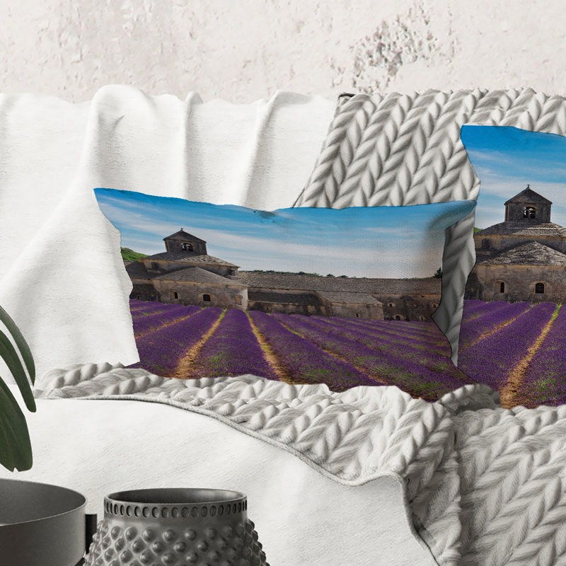 Rectangle, champ de lavande avec abbaye en France - Coussin Farmhouse