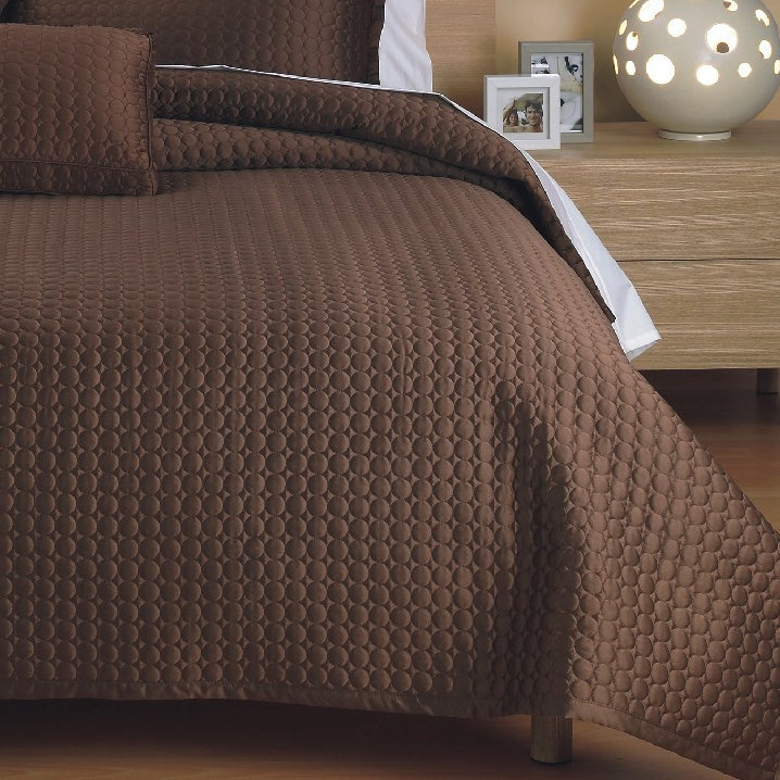 Classic Contemporary Sateen Quilt, Queen Quilt, Coffee Circle