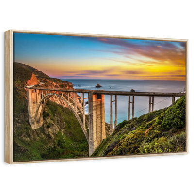 Pont de Bixby Creek au coucher du soleil
