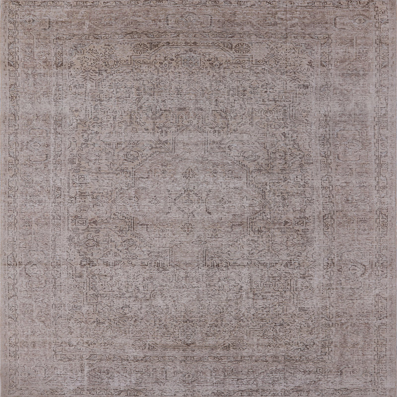 Tapis gris Rohon, Carré 7 pi