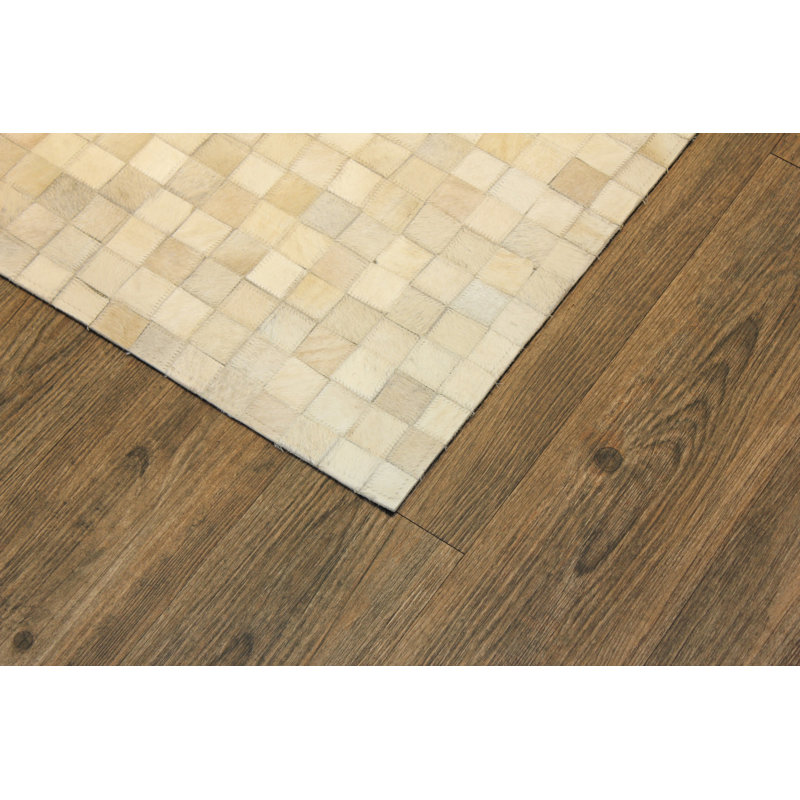 Tapis de surface beige tissé à la main Ariton, Rectangle 5 pi x 7 pi