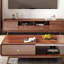 Combinaison meuble télé et table basse de style rétro