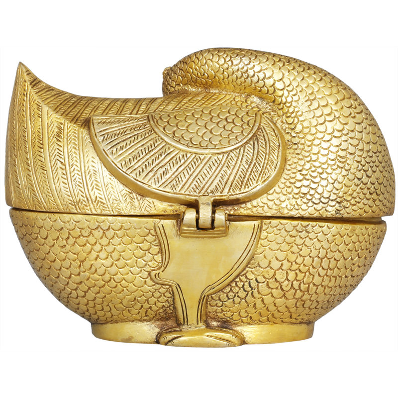 Sculpture Lathgertha Swan