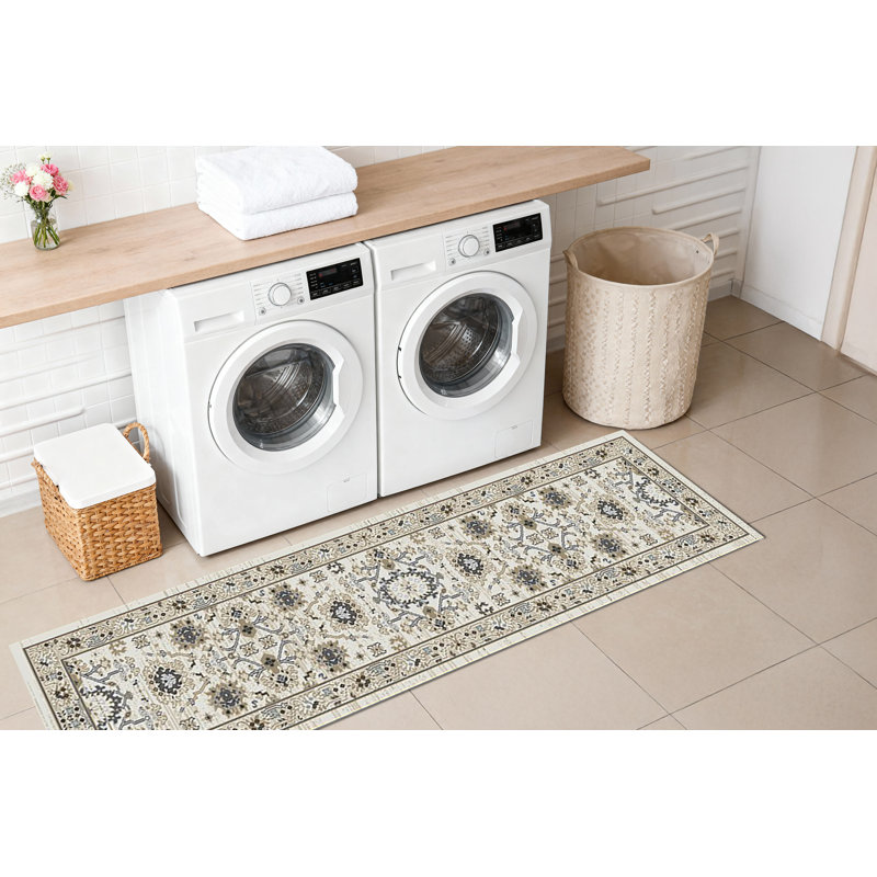 Mishawaka Oriental Indoor Rug, Runner 2' x 7'7"