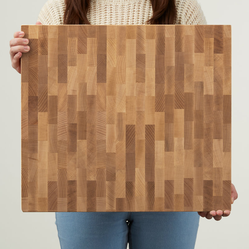 Nom décoratif et planche à découper personnalisée, Oui