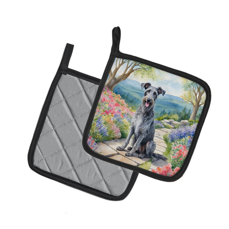 Caroline's Treasures Floral Polyester Potholder Set