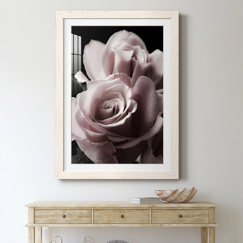 Rose noire II - photographie, H 24 po x l 18 po x P 1,5 po, Papier encadré blanc